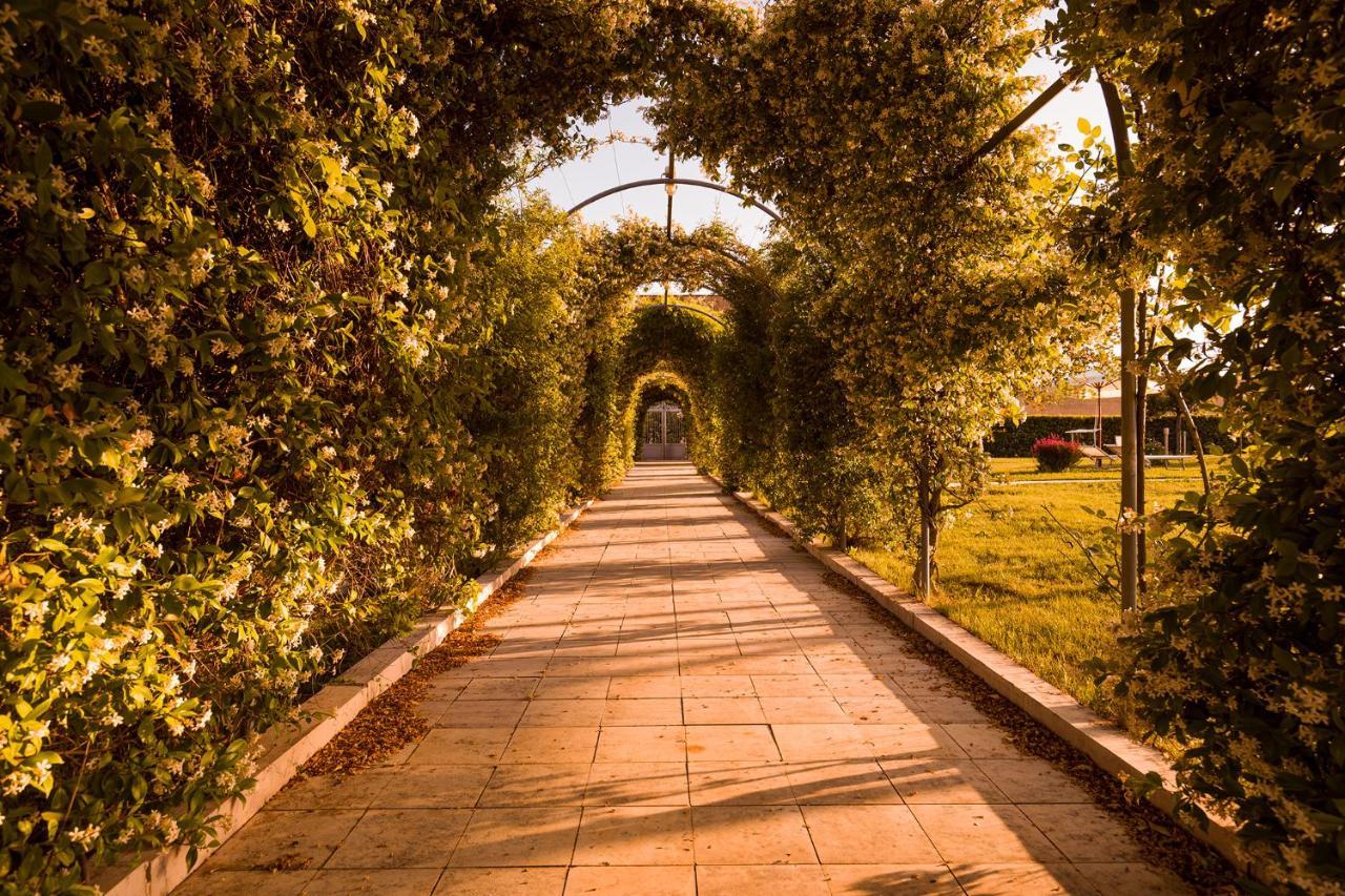 Tenuta Giardini Nuovi Novoli Ngoại thất bức ảnh