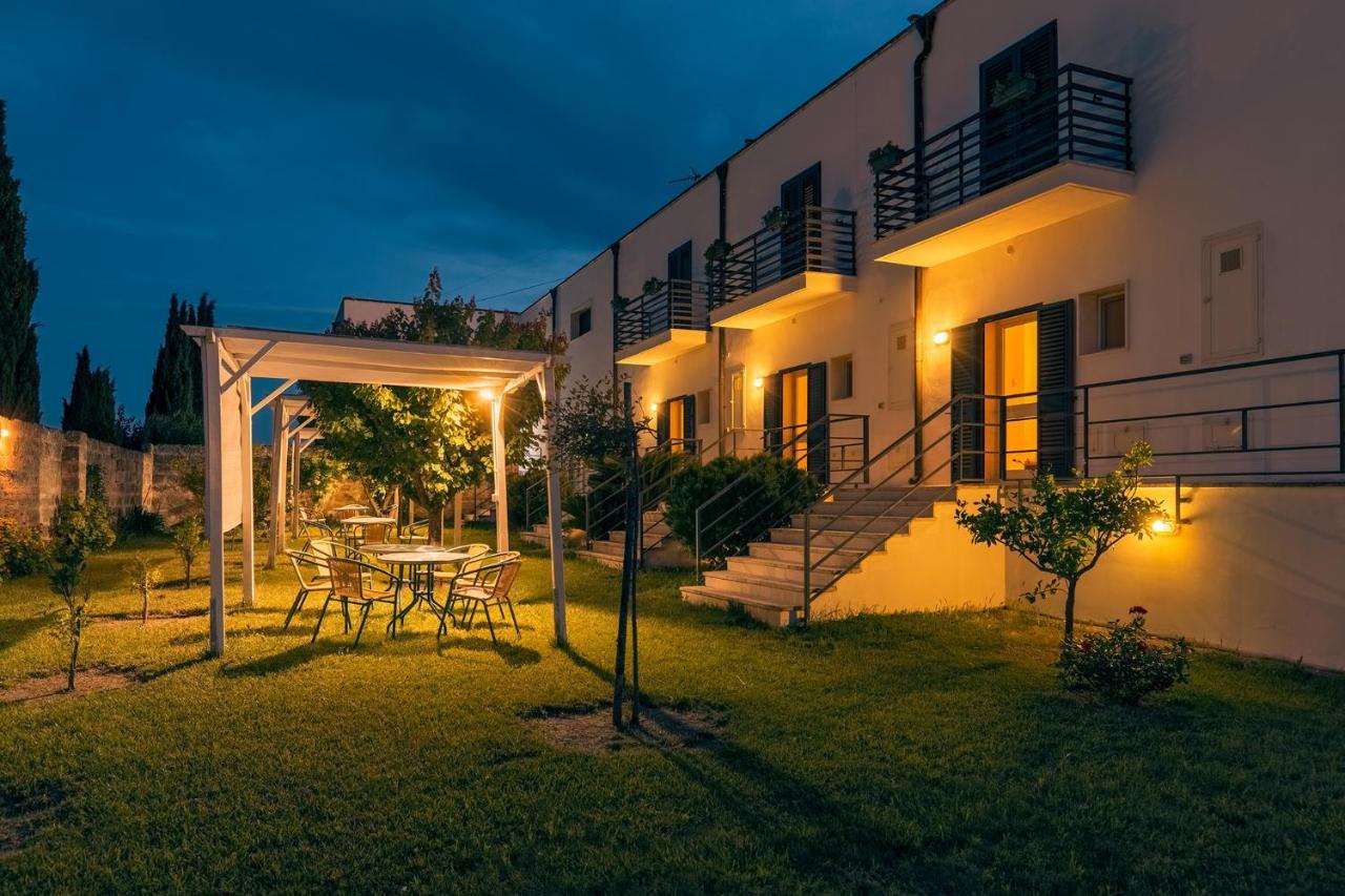 Tenuta Giardini Nuovi Novoli Ngoại thất bức ảnh